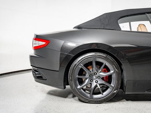 Used 2014 Maserati GranTurismo Sport RWD image 5