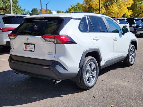 Certified 2025 Toyota RAV4 XLE image 3