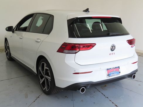 New 2026 Volkswagen GTI SE FWD image 6