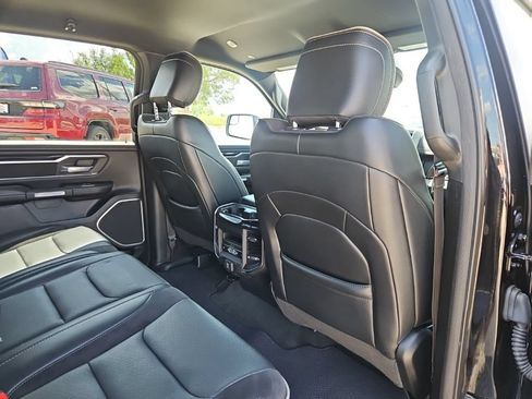 Used 2020 RAM 1500 Laramie AWD/4WD image 26