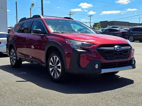 Used 2023 Subaru Outback Limited AWD/4WD image 4