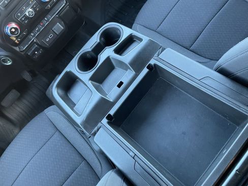 Used 2022 GMC Sierra 2500 SLE w/ SLE Value Package; image 24