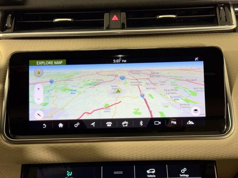 Used 2019 Land Rover Range Rover Velar S image 13