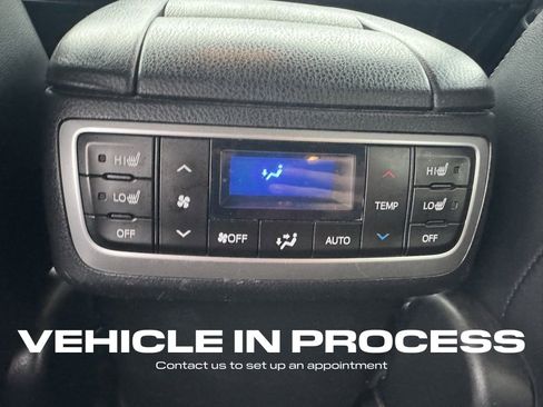 Used 2016 Toyota Highlander Limited Platinum image 10