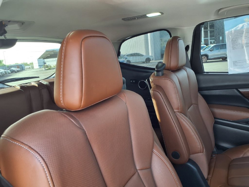 Certified 2023 Subaru Ascent Touring AWD/4WD image 22