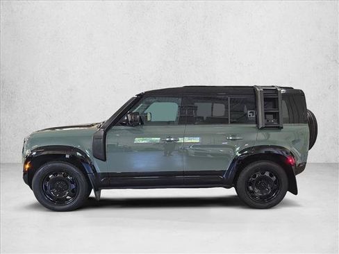 Used 2026 Land Rover Defender 110 Trophy Edition AWD/4WD image 8
