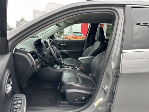 Used 2021 Jeep Cherokee Latitude Lux w/ Comfort/Convenience Group AWD/4WD image 10