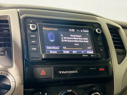 Used 2015 Toyota Tacoma 4x4 Double Cab image 27