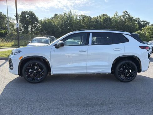 New 2026 Volkswagen Tiguan SE R-Line FWD image 2