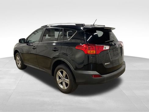 Used 2015 Toyota RAV4 XLE AWD/4WD image 4