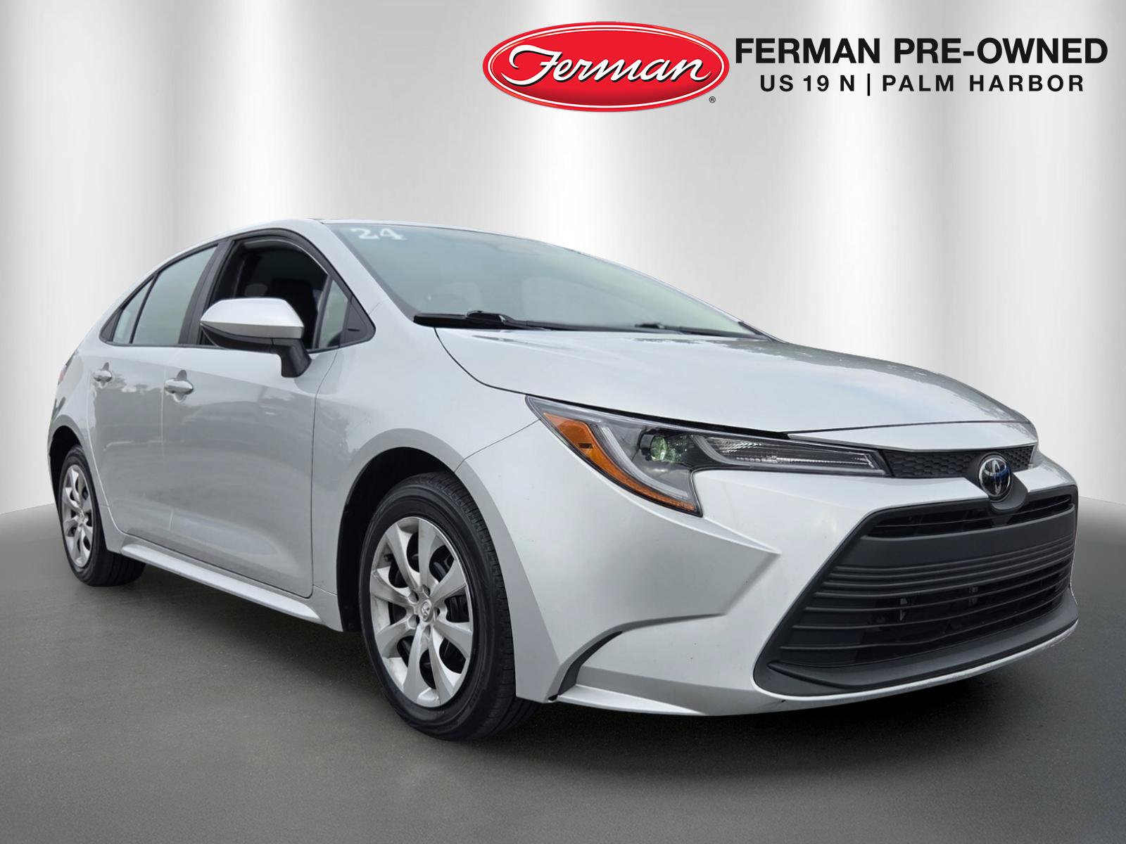Used 2024 Toyota Corolla LE FWD image 1
