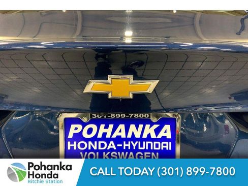 Used 2022 Chevrolet Malibu LT image 32