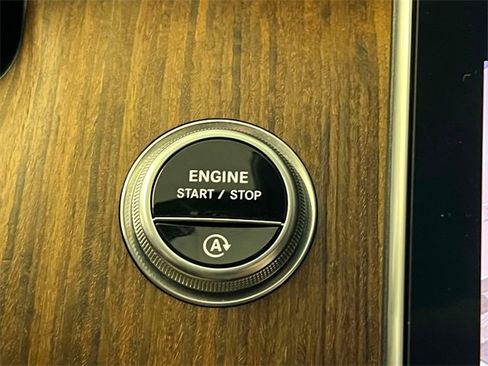 Certified 2023 Mercedes-Benz C 300 4MATIC Sedan image 29