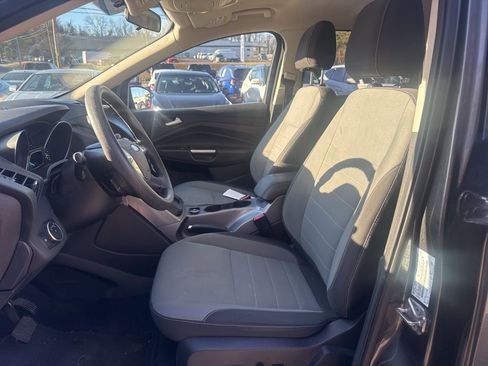 Used 2016 Ford Escape SE w/ Equipment Group 201A image 11