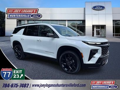 Used 2025 Chevrolet Traverse RS