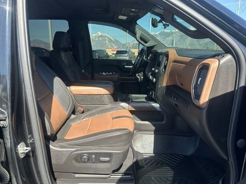 Used 2022 Chevrolet Silverado 3500 High Country AWD/4WD image 18