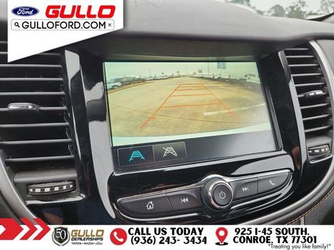 Used 2017 Chevrolet Trax LT w/ LT Convenience Package FWD image 25