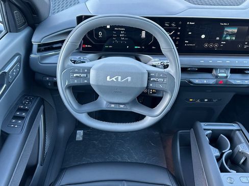 New 2026 Kia EV9 Land image 14