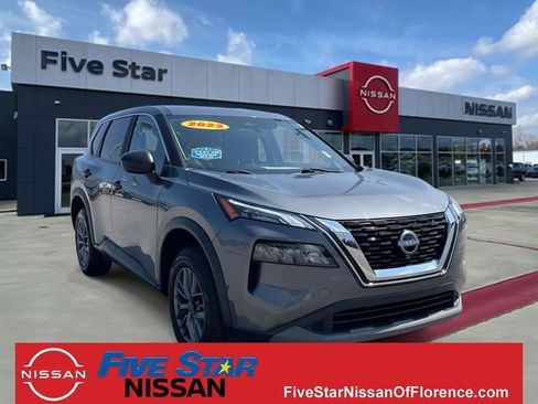 Used 2023 Nissan Rogue S FWD image 1