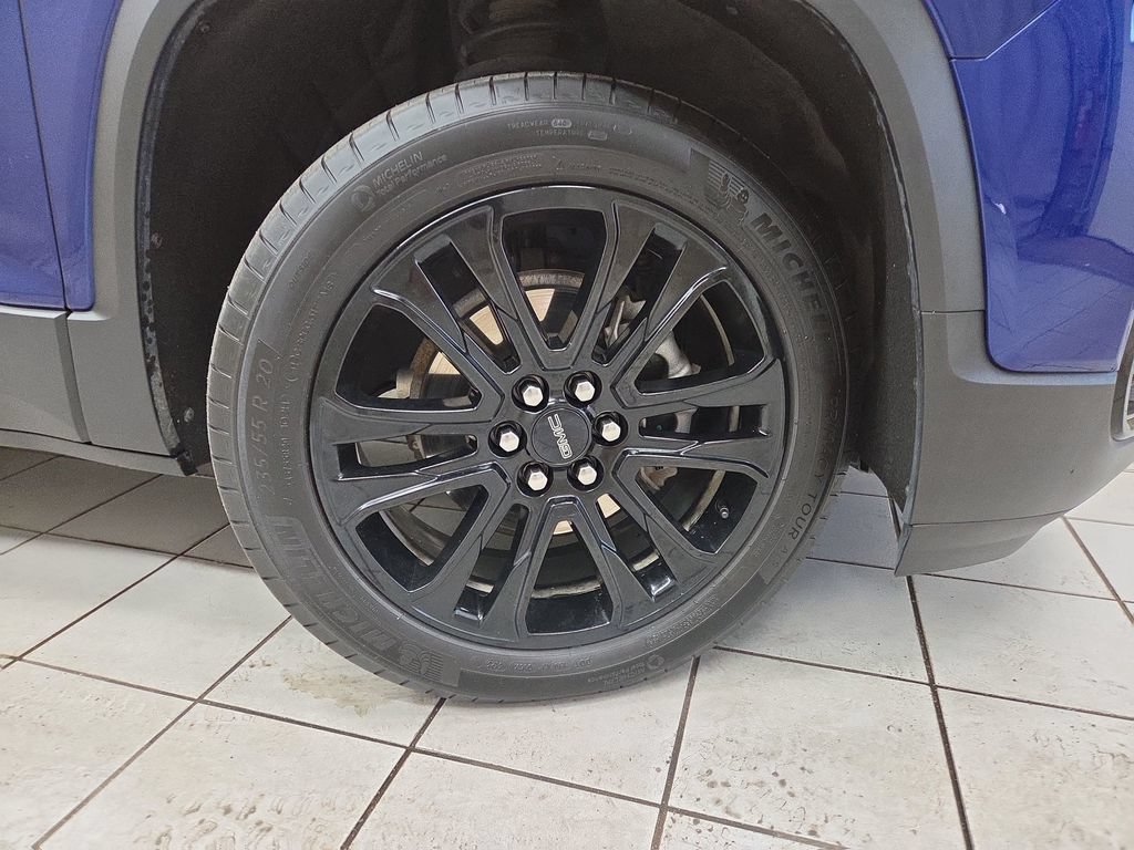 Used 2023 GMC Acadia SLT w/ Elevation Edition AWD/4WD image 8