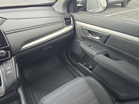 Used 2021 Honda CR-V LX image 12
