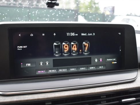 Used 2021 Kia Telluride EX w/ EX Premium Package AWD/4WD image 25