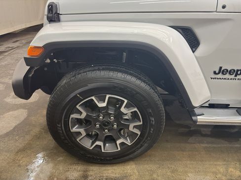 New 2025 Jeep Wrangler Sahara image 12