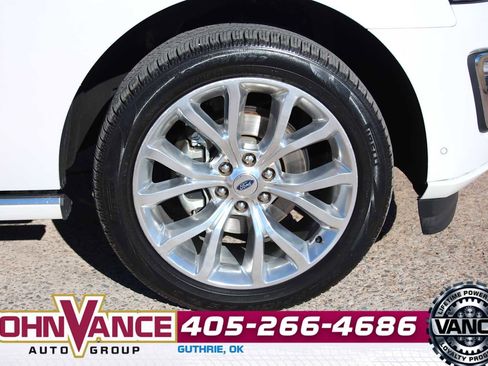 Used 2019 Ford Expedition Platinum image 15
