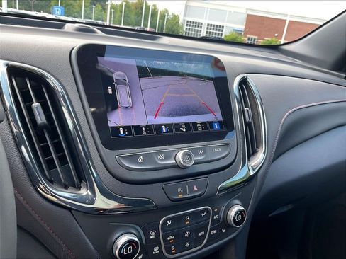 Used 2024 Chevrolet Equinox RS AWD/4WD image 19