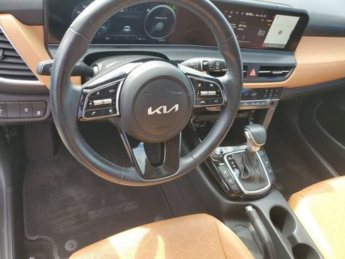 Certified 2024 Kia Seltos EX AWD/4WD image 17