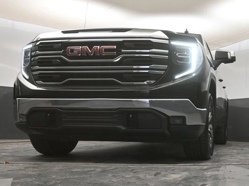 Used 2024 GMC Sierra 1500 SLT RWD image 15