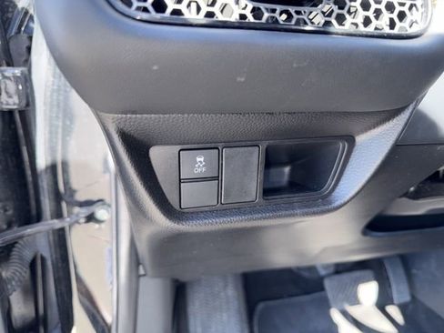 Used 2025 Honda HR-V Sport image 31