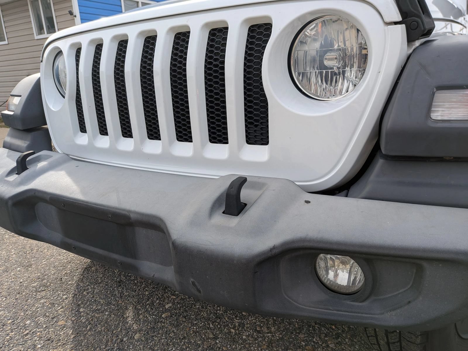 Used 2018 Jeep Wrangler Unlimited Sport AWD/4WD image 9