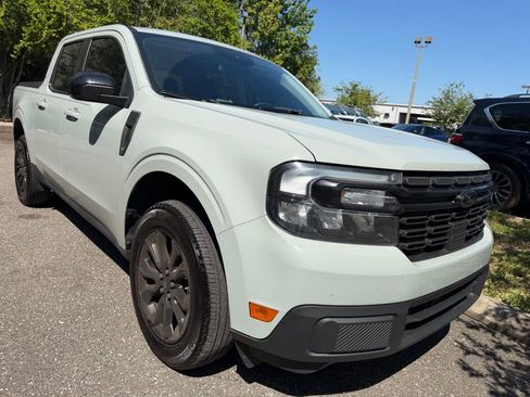 Used 2024 Ford Maverick Lariat w/ Black Appearance Package image 2