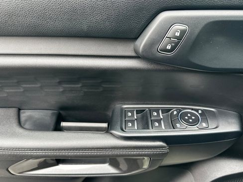 New 2025 Ford Ranger XLT w/ FX4 Off-Road Package image 11