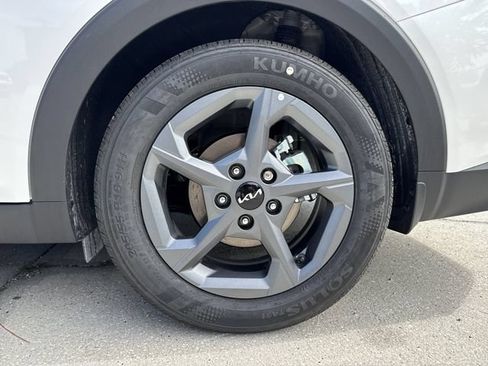 New 2026 Kia K4 FWD image 36