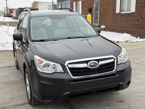 Used 2014 Subaru Forester 2.5i Premium w/ All-Weather Package image 3