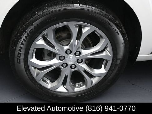 Used 2021 Buick Enclave Avenir w/ Avenir Technology Package AWD/4WD image 5