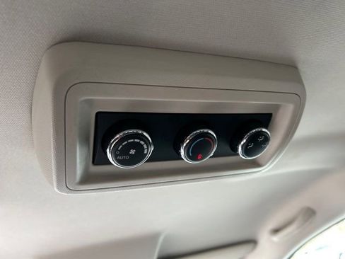 Used 2017 Dodge Journey Crossroad w/ Popular Equipment Group image 37