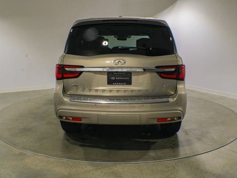 Used 2023 INFINITI QX80 Sensory w/ Cargo Package AWD/4WD image 5