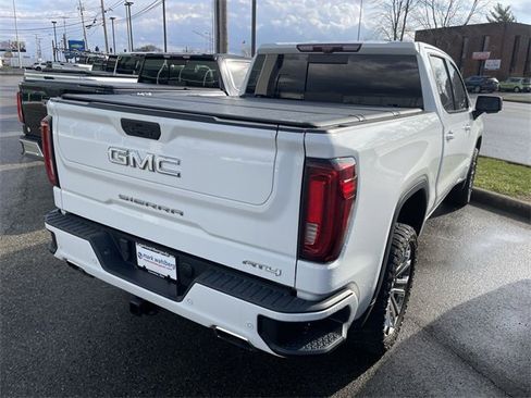 Used 2021 GMC Sierra 1500 AT4 w/ AT4 Value Package image 9