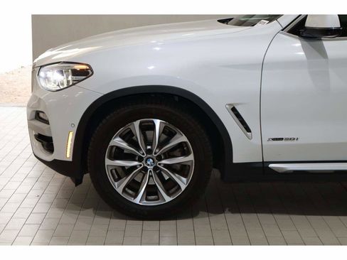 Used 2018 BMW X3 xDrive30i AWD/4WD image 4