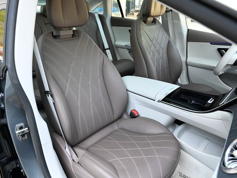 Used 2023 Mercedes-Benz EQE 350+ 4MATIC Sedan image 58