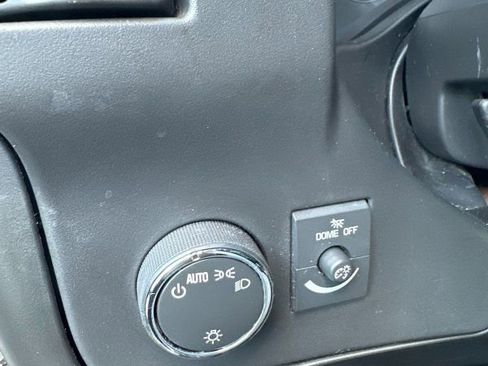 Used 2015 Chevrolet Express 3500 image 11