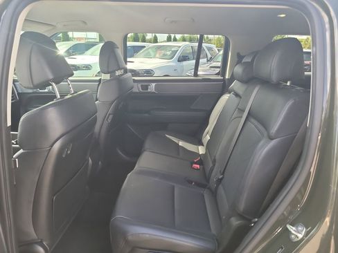Used 2024 Hyundai Santa Fe SEL FWD image 13