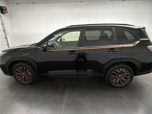Used 2025 Subaru Forester Sport AWD/4WD image 40
