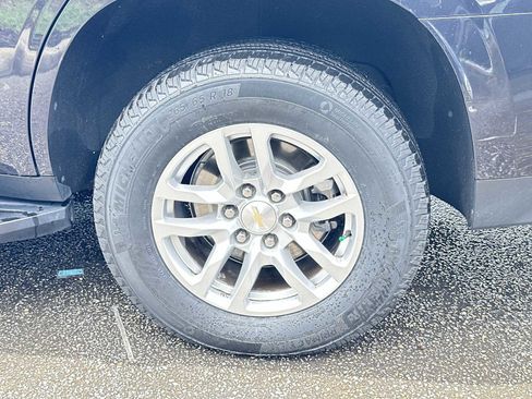 Used 2023 Chevrolet Tahoe LT RWD image 12
