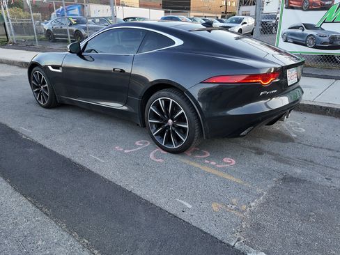 Used 2016 Jaguar F-TYPE S image 5