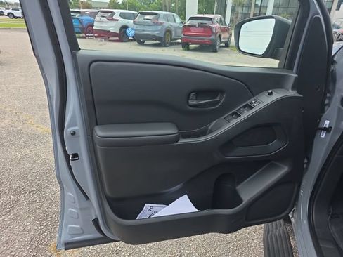 New 2026 Nissan Frontier SV w/ SV Convenience Package RWD image 13