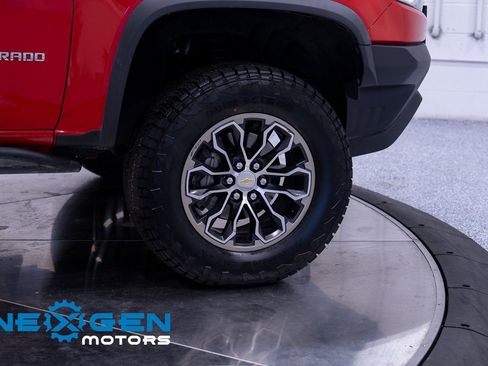 Used 2018 Chevrolet Colorado ZR2 image 52